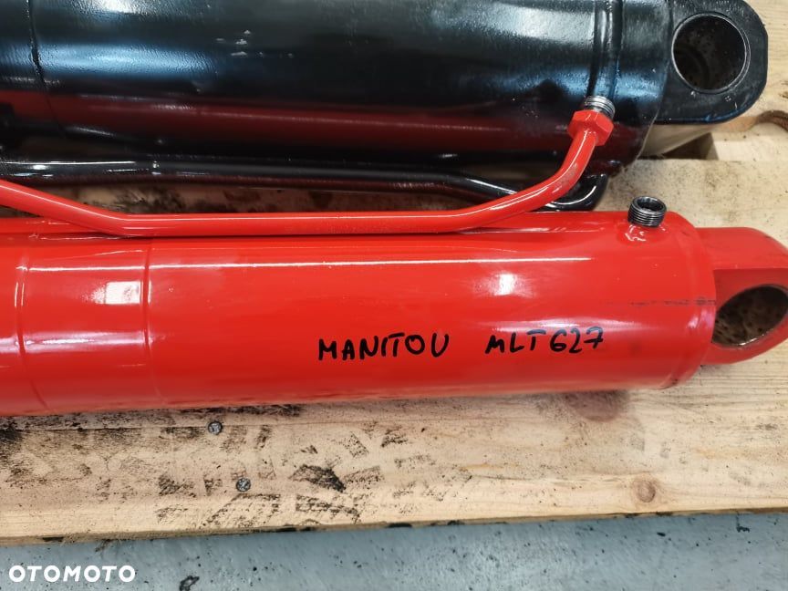 Manitou MT 932 {Cylinder hydrauliczny masztu} - 4