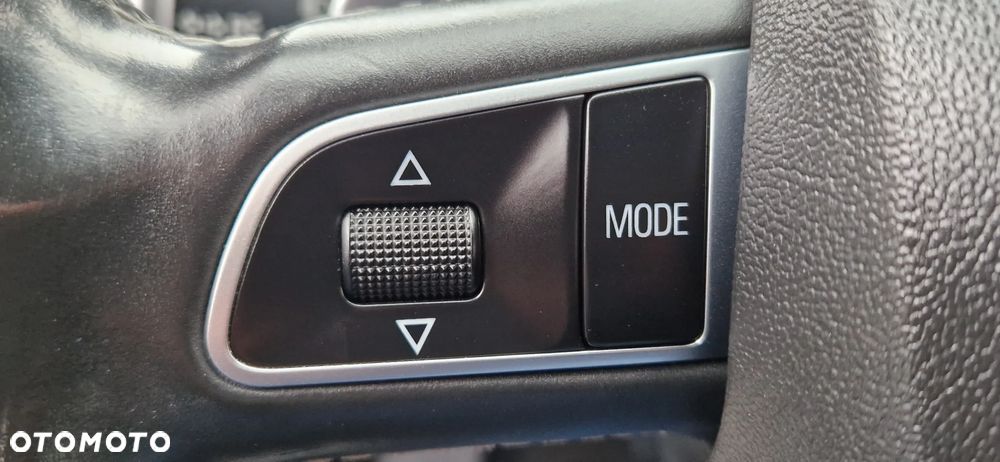 Audi S4 Avant S tronic - 19