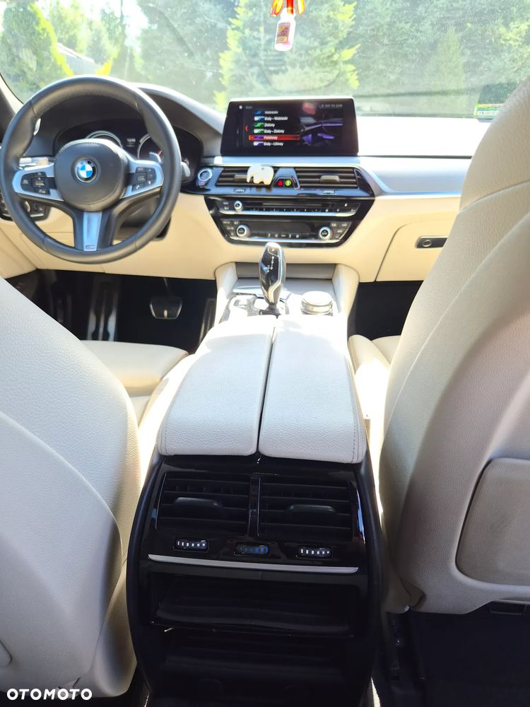 BMW Seria 5 520d xDrive M Sport sport - 20
