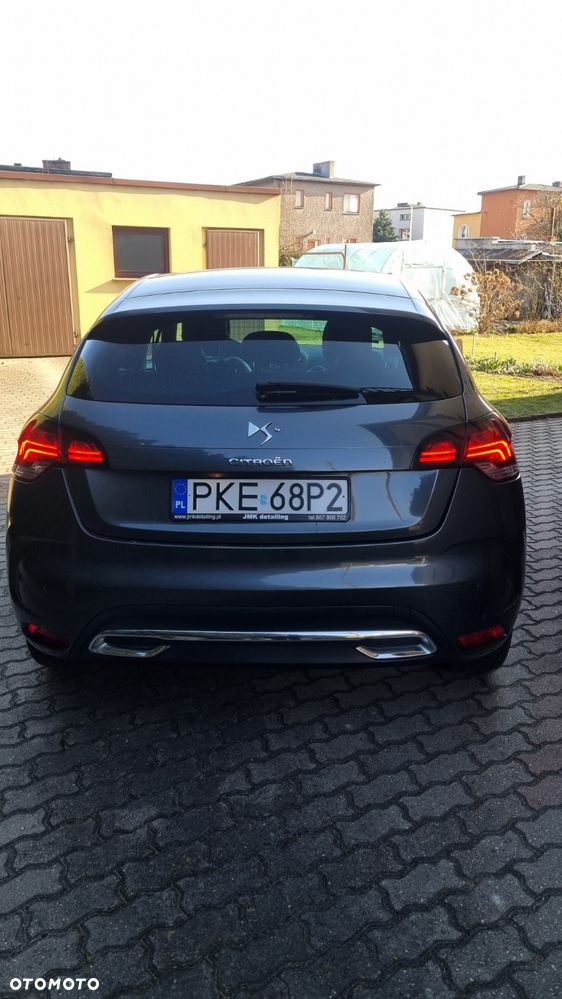 Citroën DS4 e-HDi 110 Chic - 3