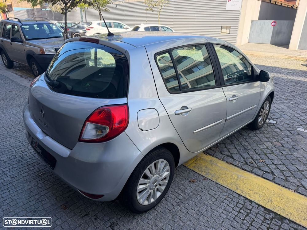 Renault Clio 1.5 dCi Confort - 8