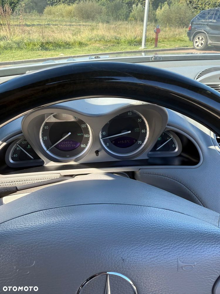 Mercedes-Benz SL - 32