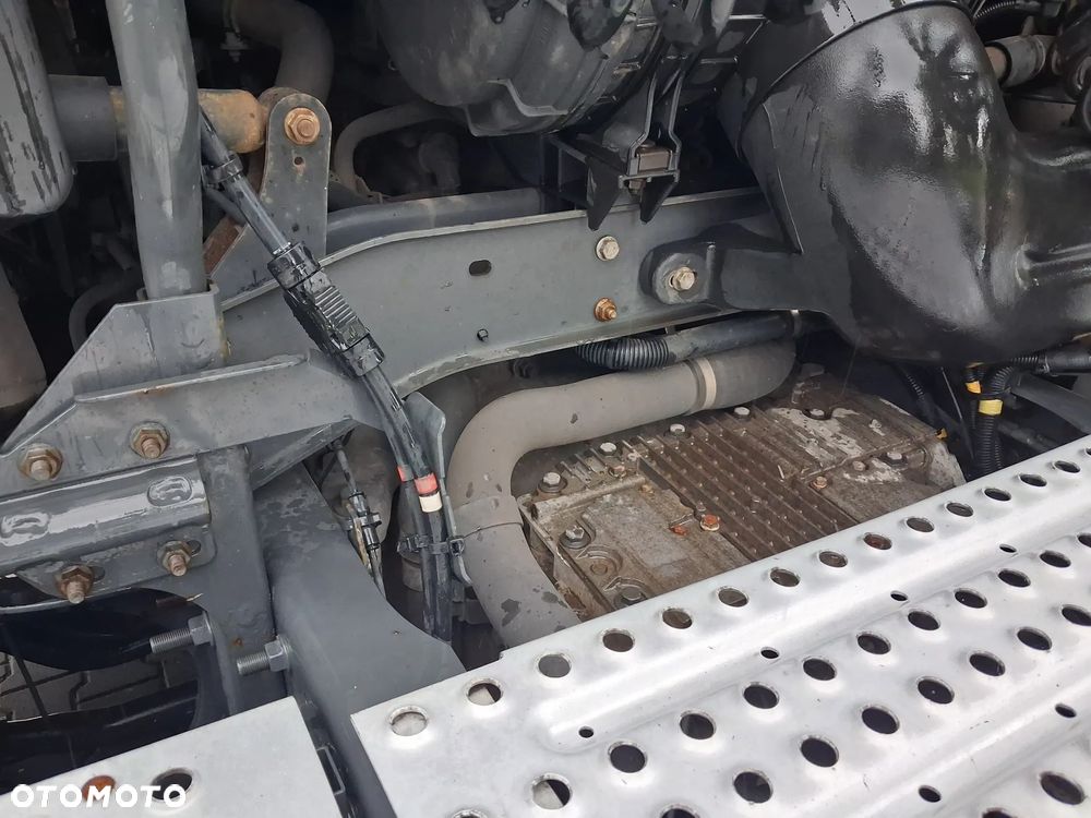 Renault Premium - 17