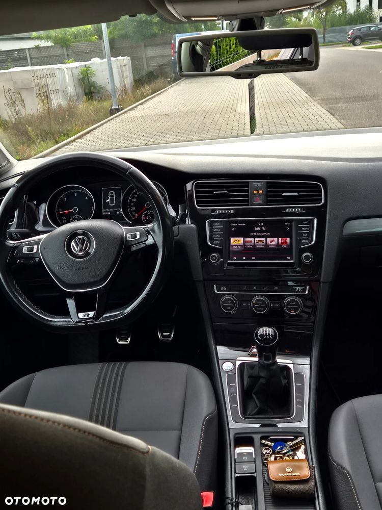 Volkswagen Golf - 13