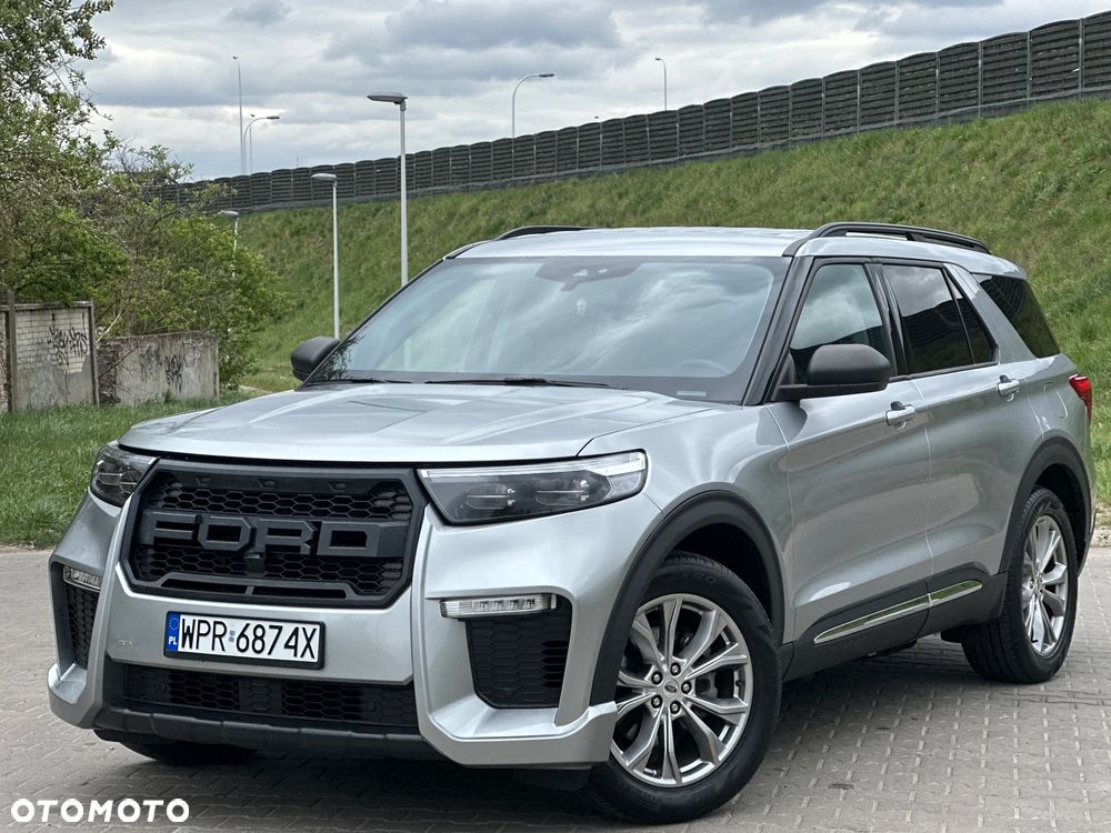 Ford Explorer - 1