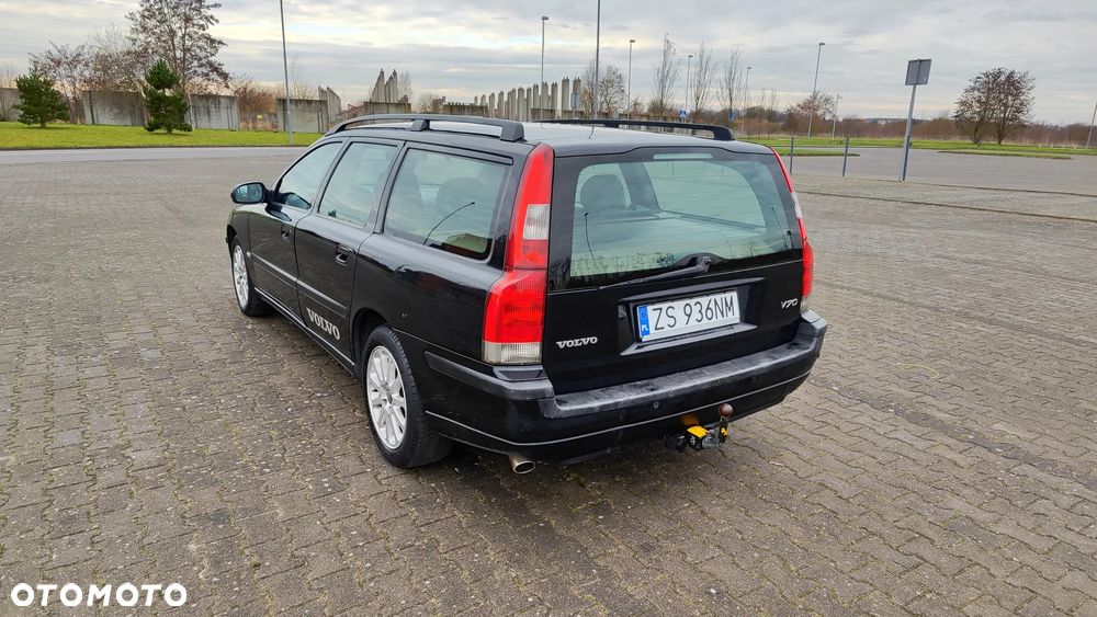 Volvo V70 2.4 Momentum - 7