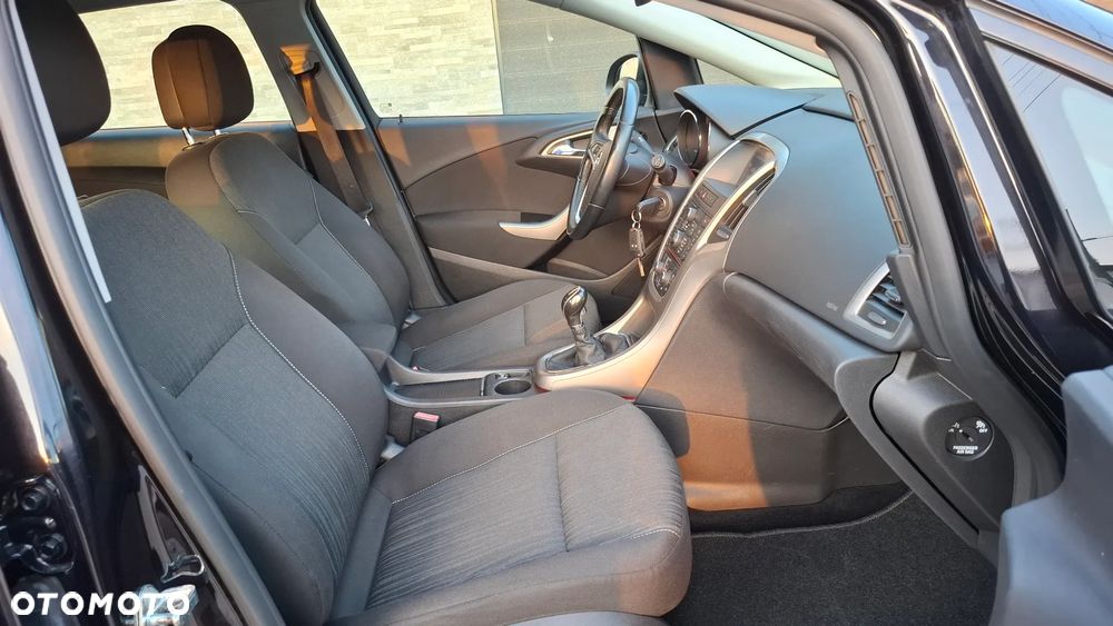 Opel Astra 1.6 Turbo Edition Sport - 28