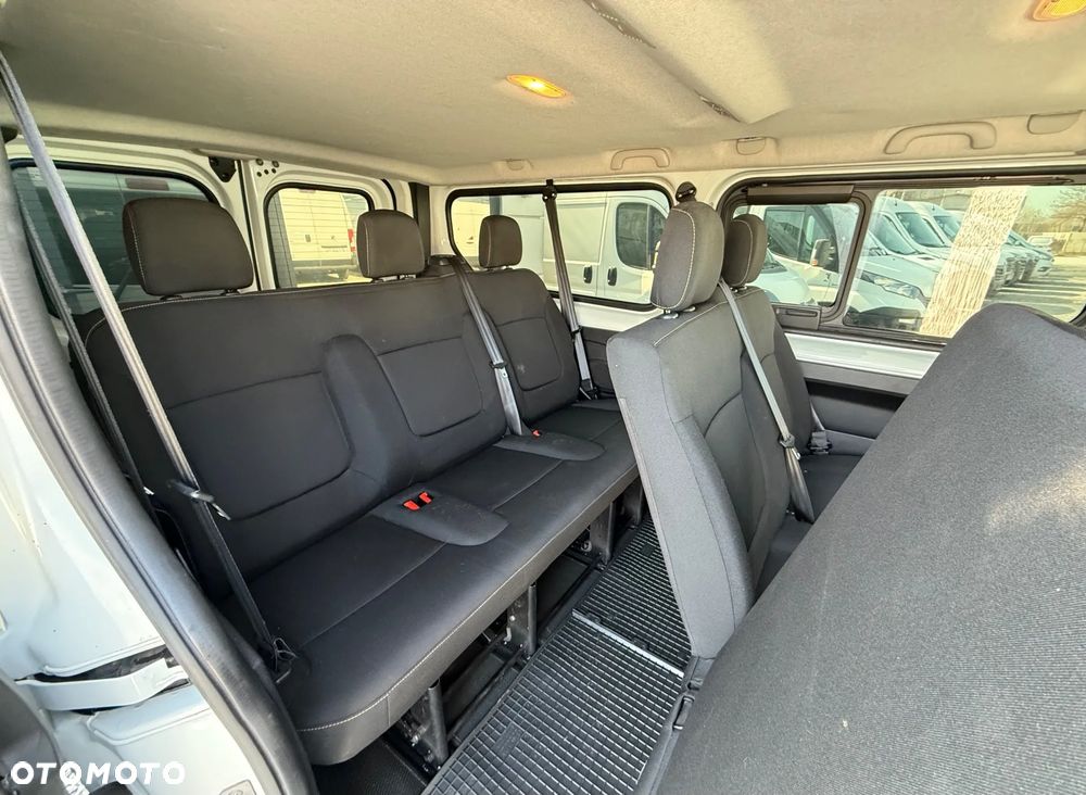 Renault Trafic Grand Passenger 3,0t Pack Clim - 16