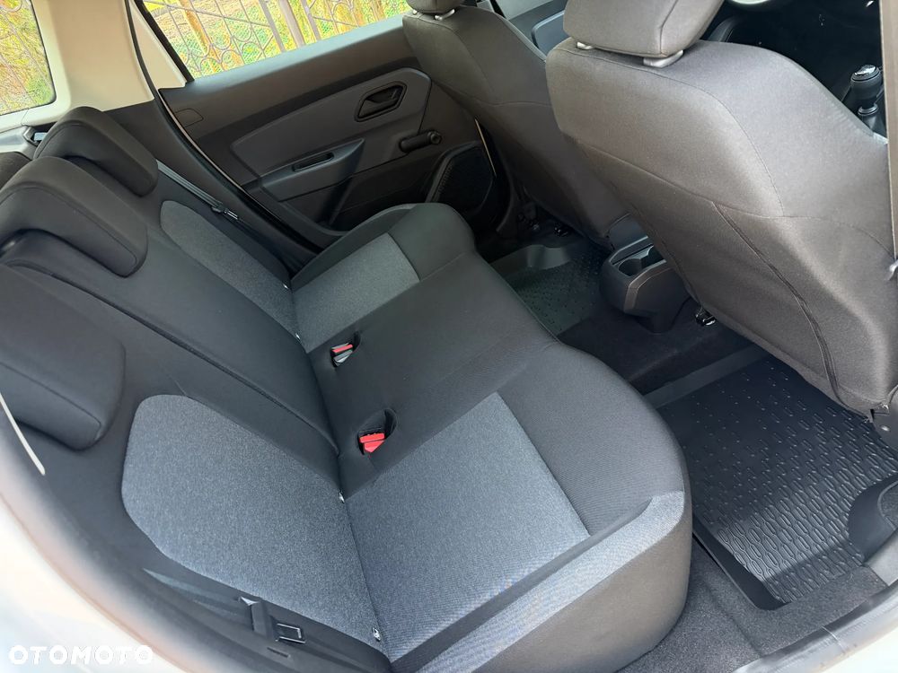 Dacia Duster 1.0 TCe Essential - 28