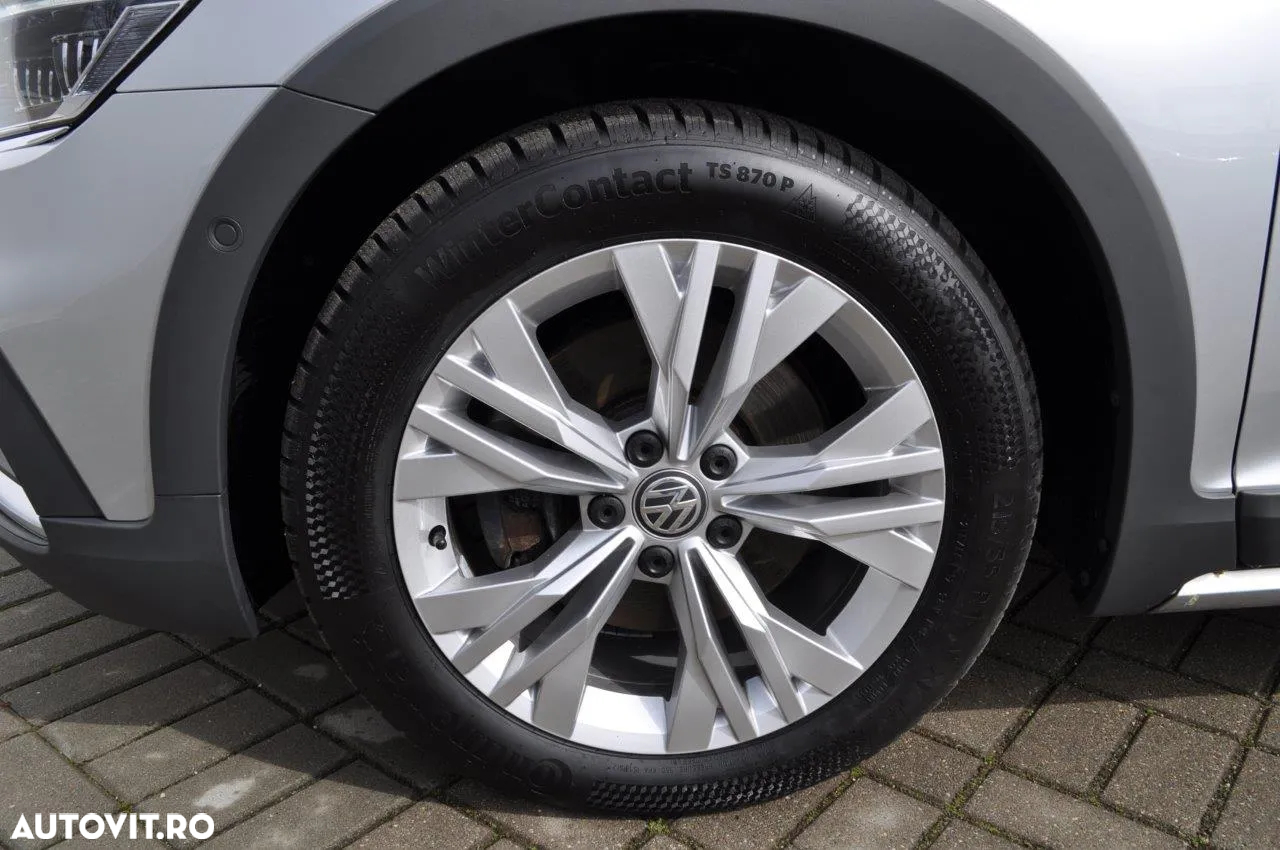 Volkswagen Passat Alltrack 2.0 TDI SCR 4Motion DSG - 13