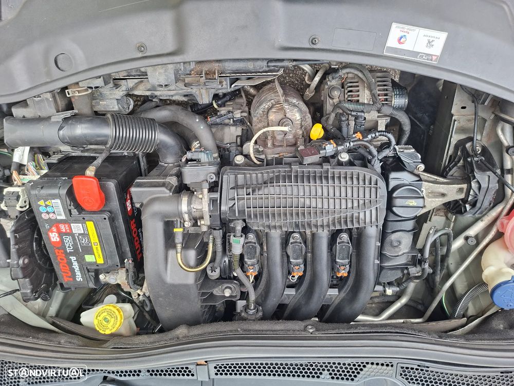 Peugeot 208 1.2 VTi Active - 5