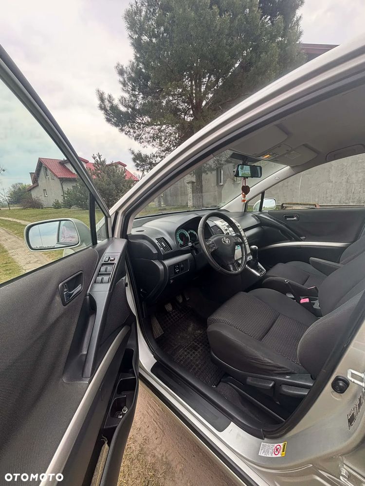 Toyota Corolla Verso 1.8 Sol 7os - 14