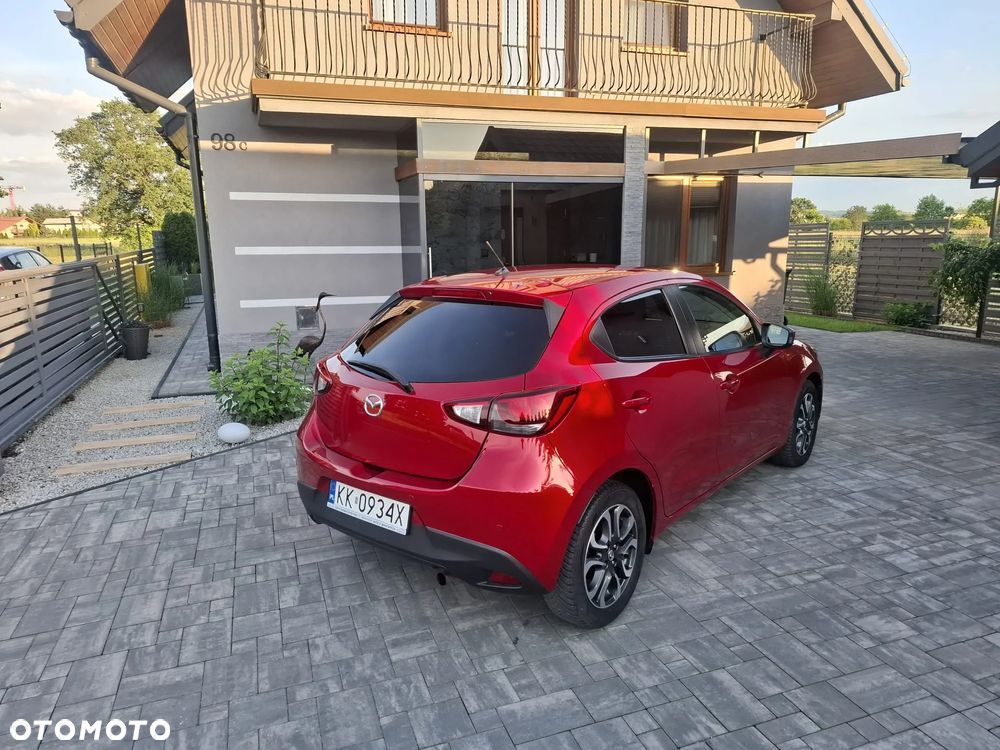Mazda 2 - 4
