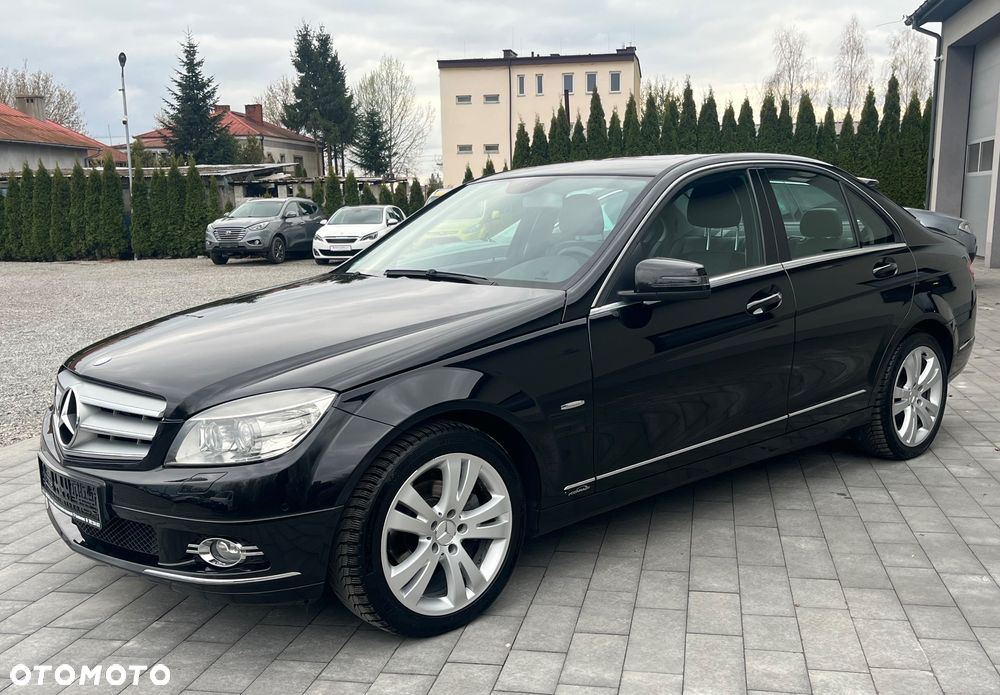 Mercedes-Benz Klasa C 180 Kompressor Avantgarde - 17