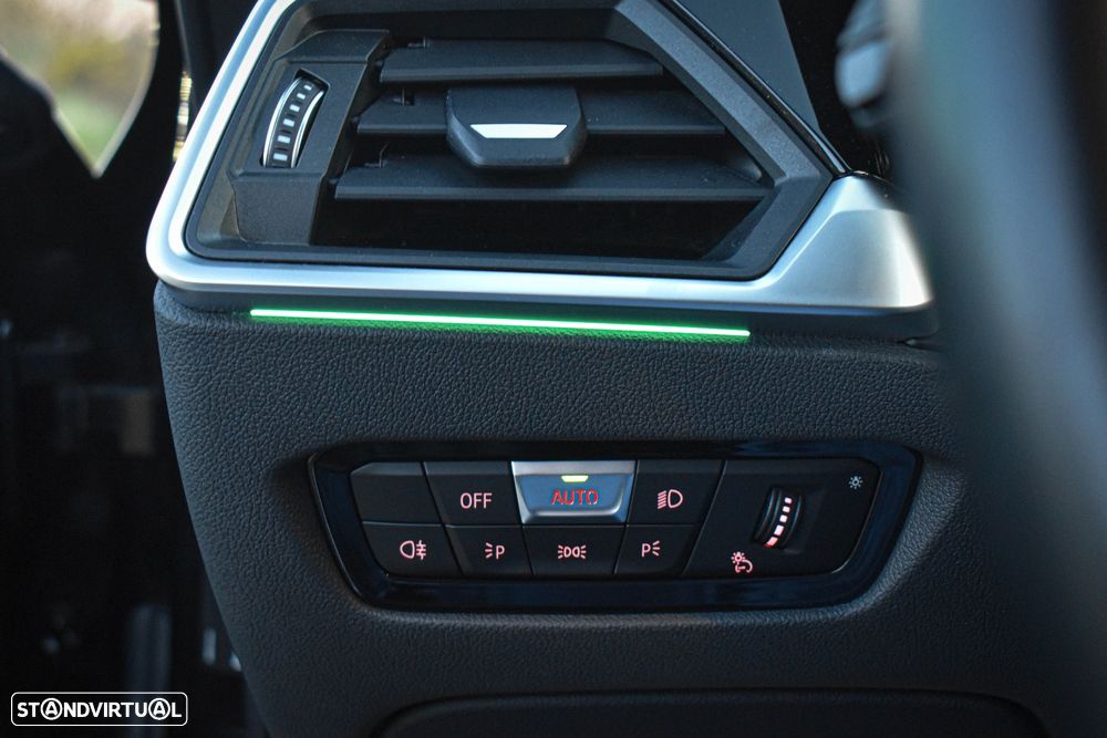 BMW M4 Competition M xDrive - 19