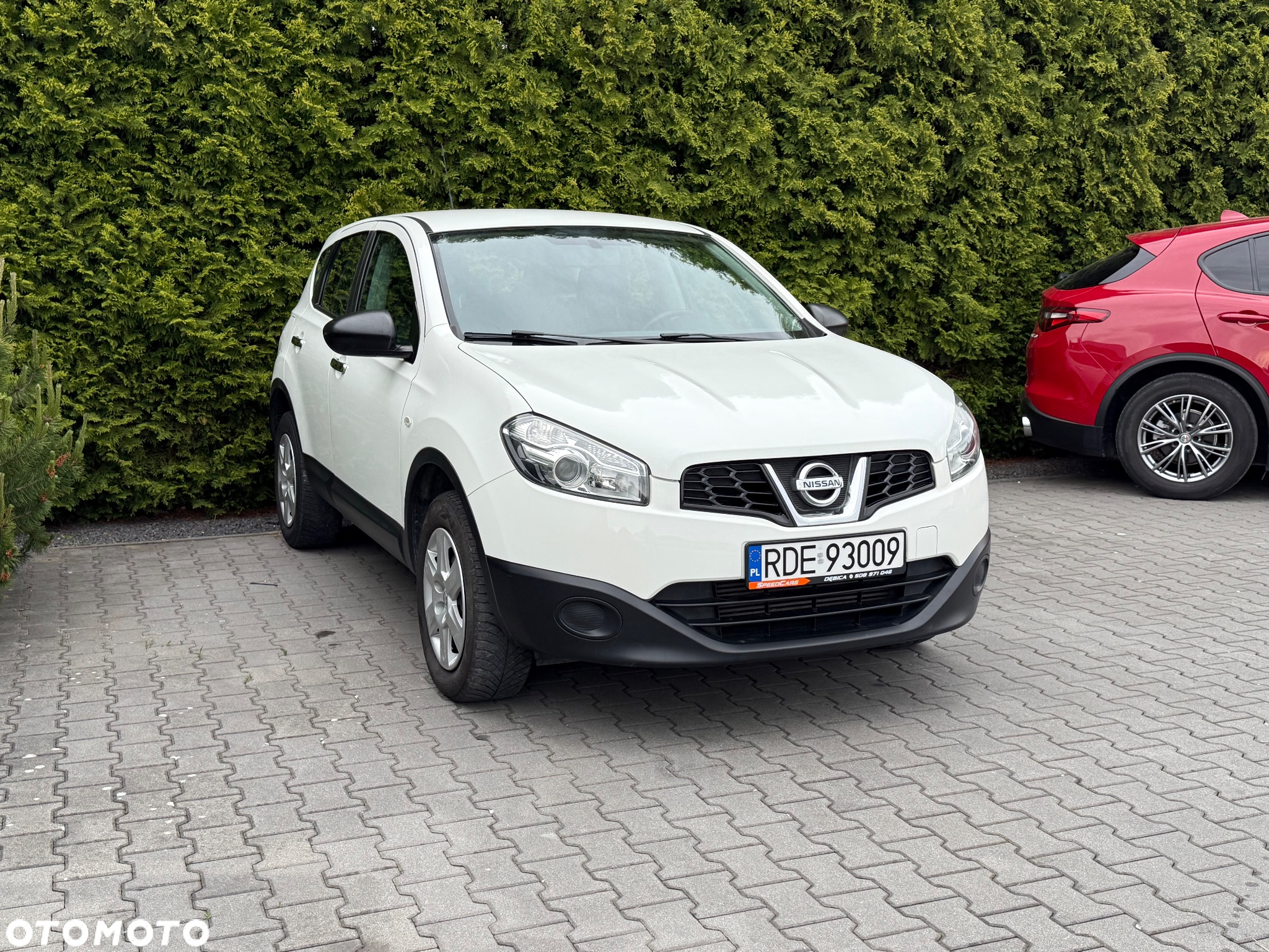 Nissan Qashqai - 2