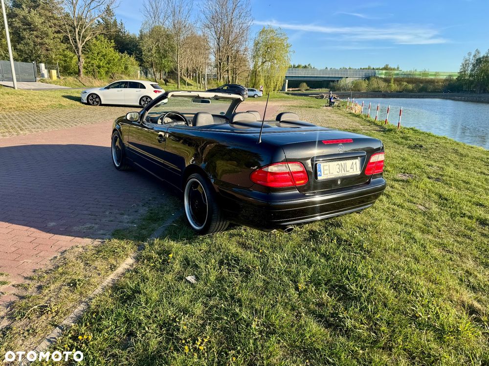 Mercedes-Benz CLK - 5