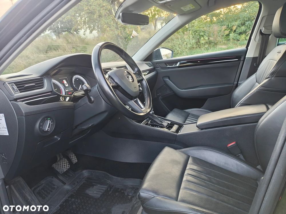 Skoda Superb 2.0 TDI L&K DSG - 20
