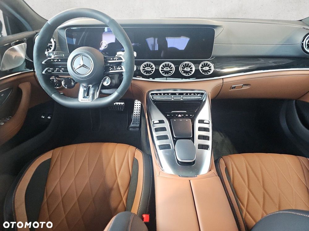 Mercedes-Benz AMG GT - 13