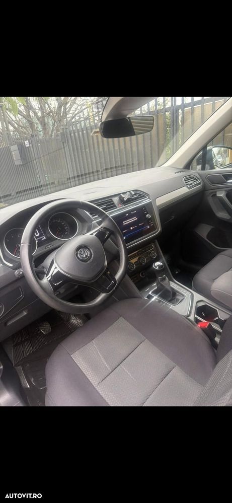 Volkswagen Tiguan 1.5 TSI Trendline - 2