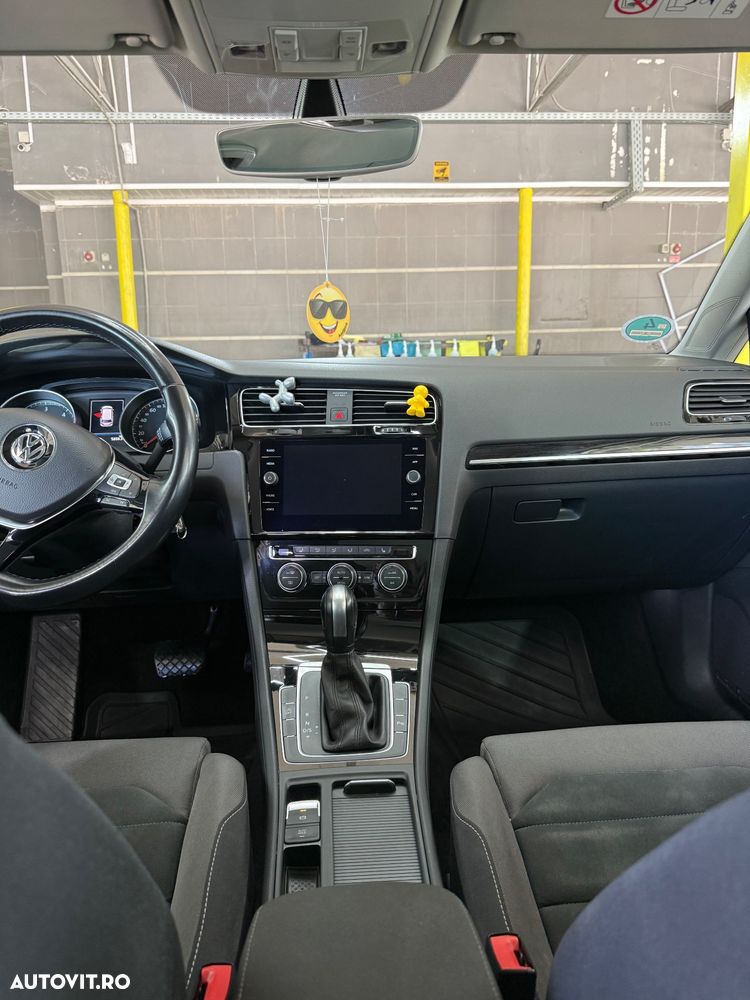 VOLKSWAGEN Golf 2020 — imagine 11