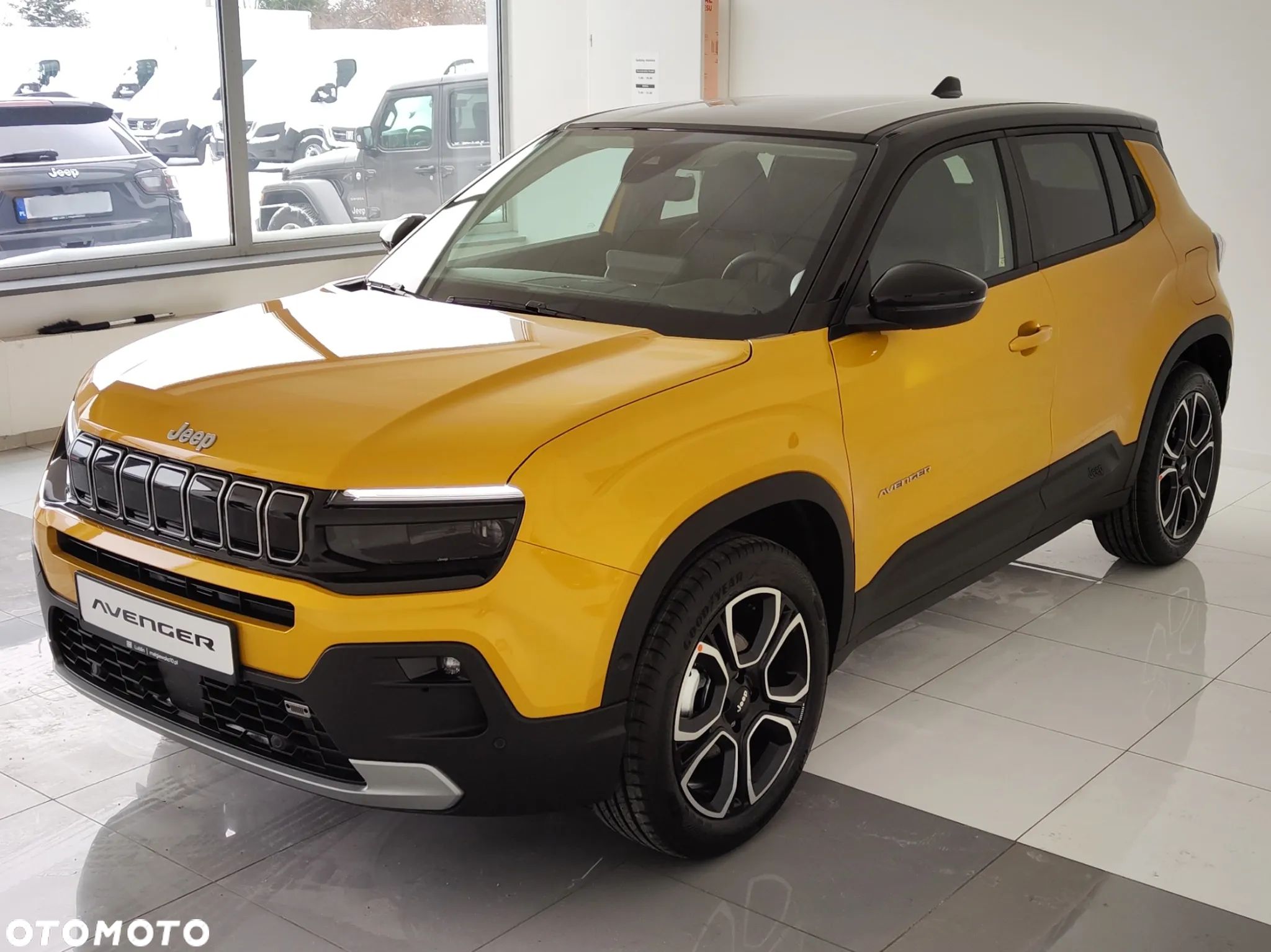 Jeep Avenger 1.2 T3 mHEV Summit FWD eDCT6 - 1
