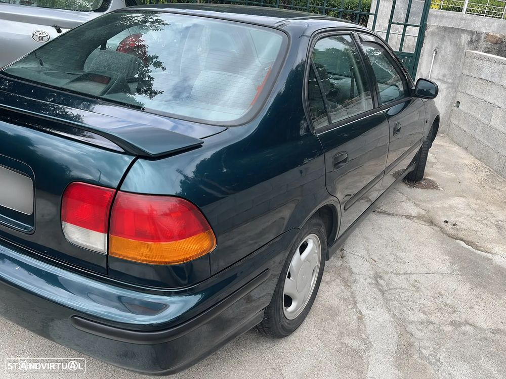 Honda Civic 1.5i LS - 5