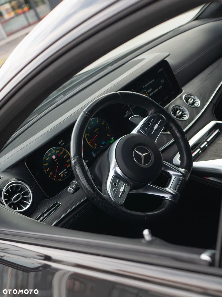 Mercedes-Benz AMG GT 53 4Matic+ Speedshift TCT 9G - 18