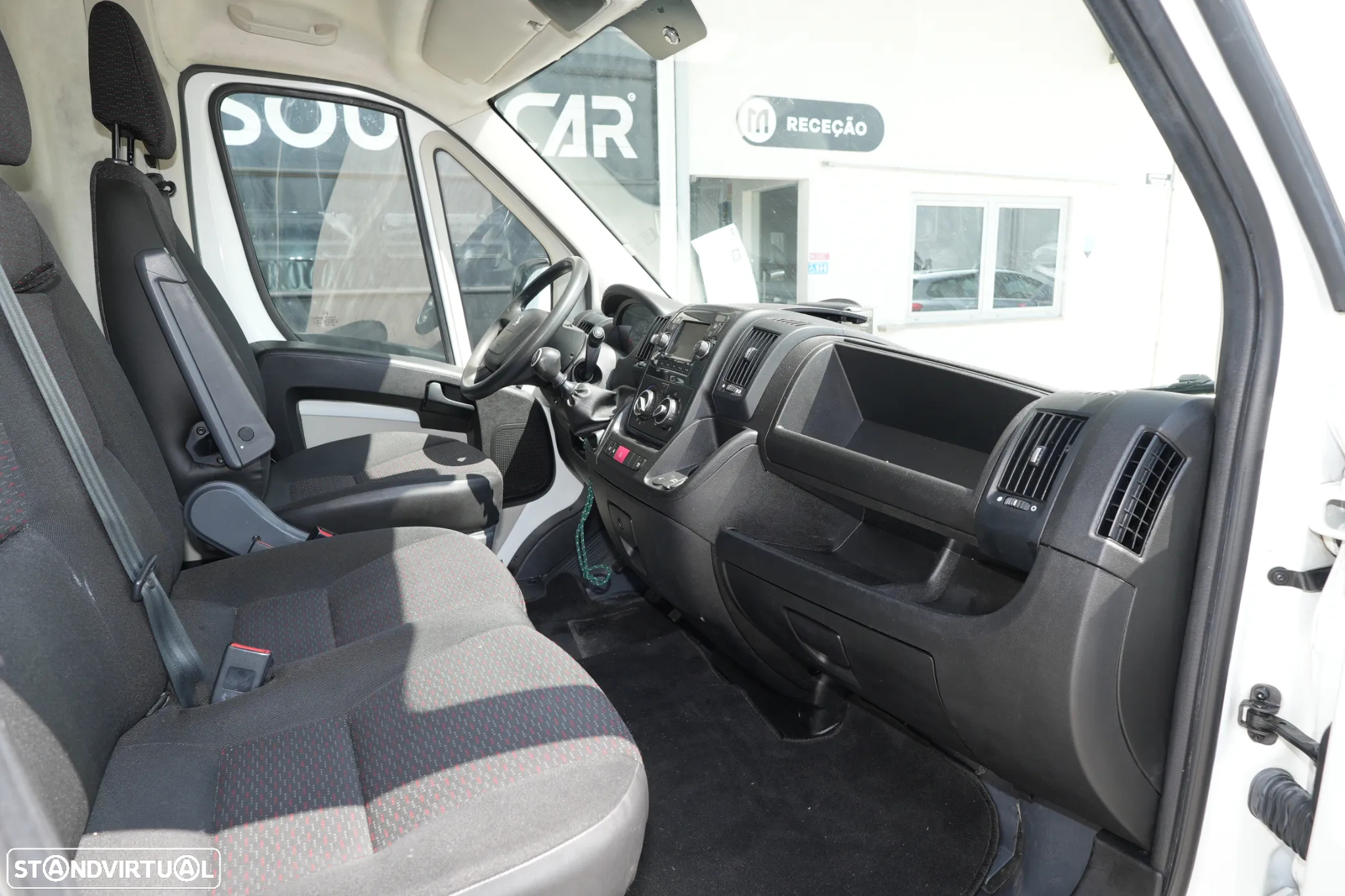 Peugeot Boxer L4H2 Maxi Longa 2.2BlueHDI 165cv - 11