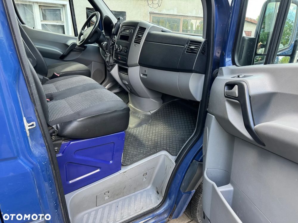 Mercedes-Benz Sprinter - 5