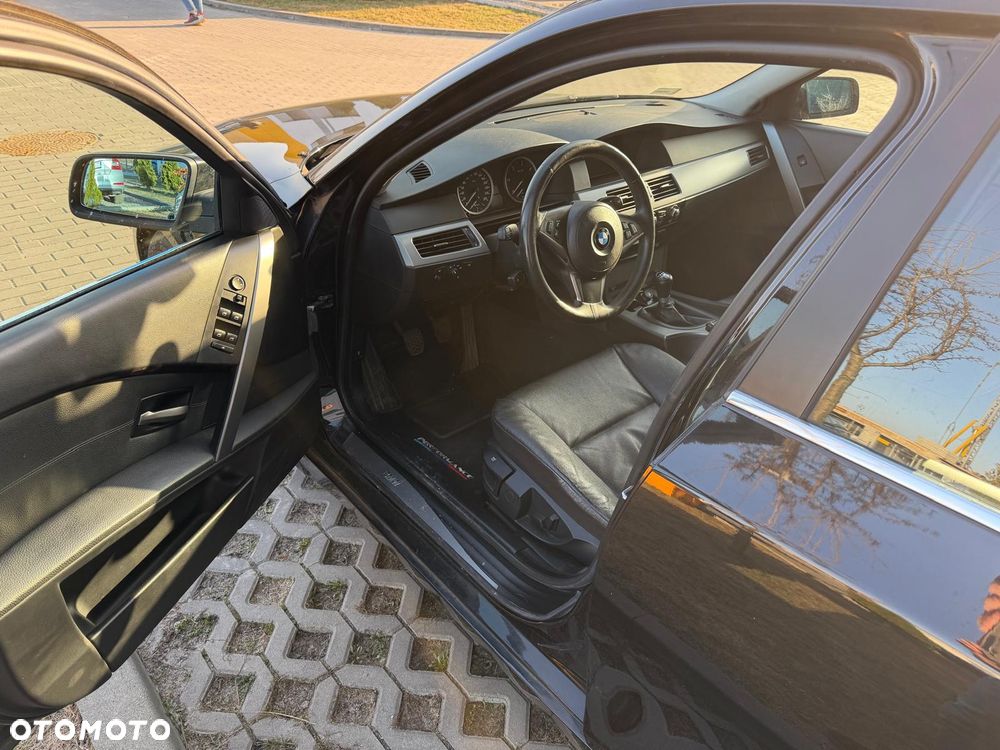 BMW Seria 5 520d - 16