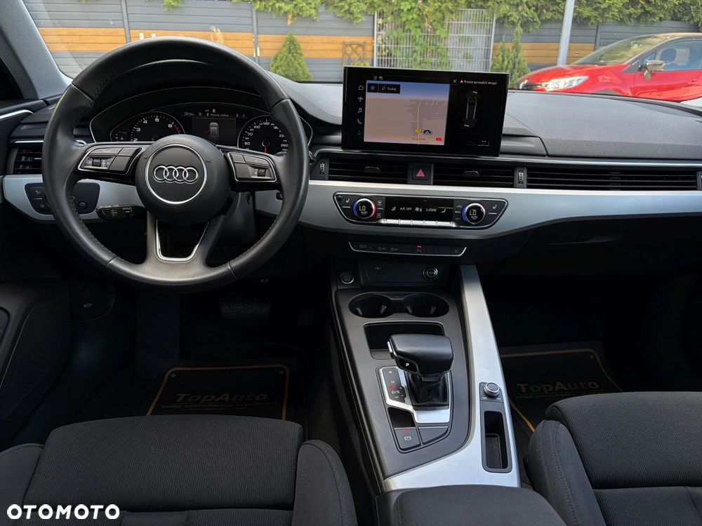 Audi A4 Avant 40 TFSI S tronic - 36