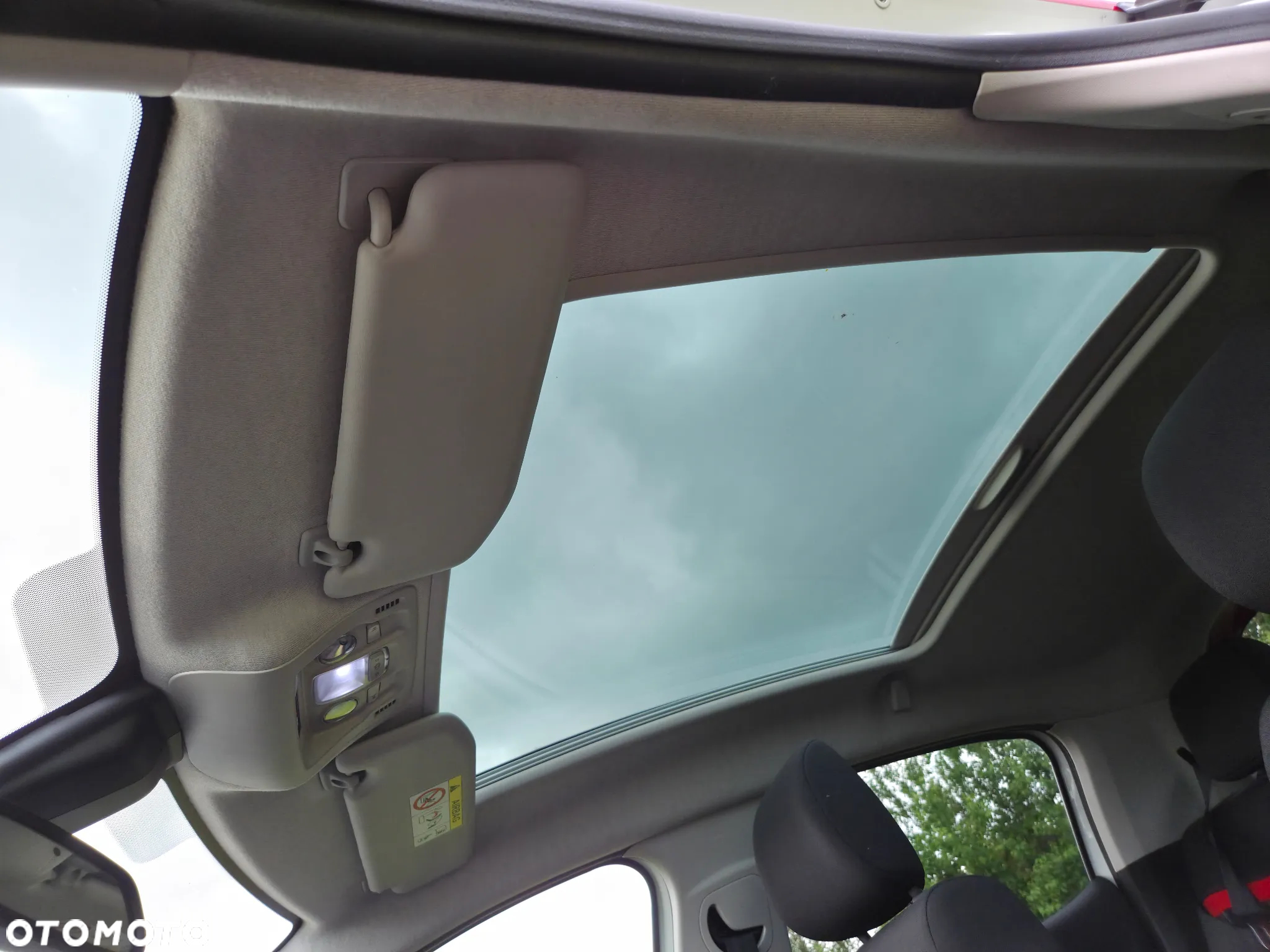 Citroën C3 1.2 PureTech Shine S&S - 15