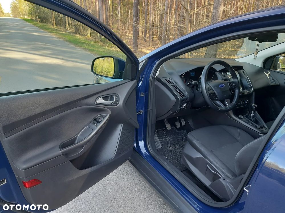 Ford Focus - 20