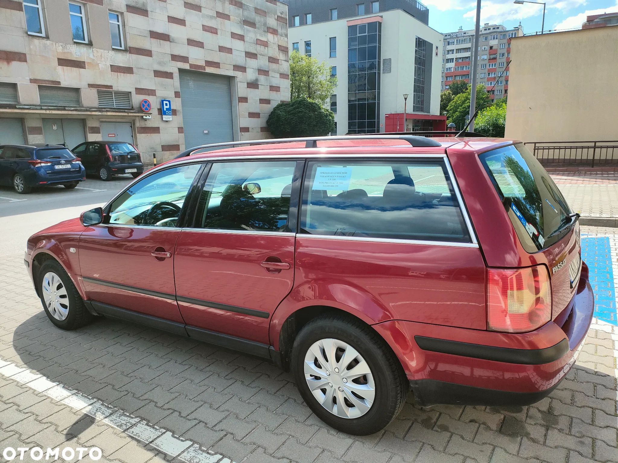 Volkswagen Passat 1.9 TDI Comfortline - 1