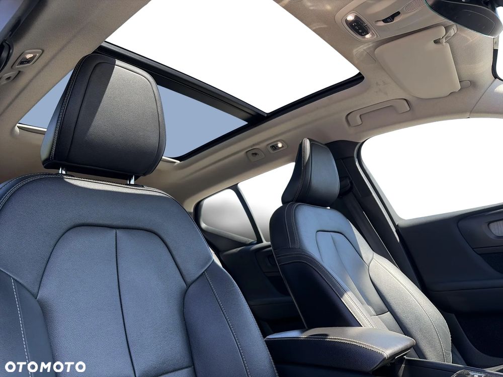 Volvo XC 40 - 23
