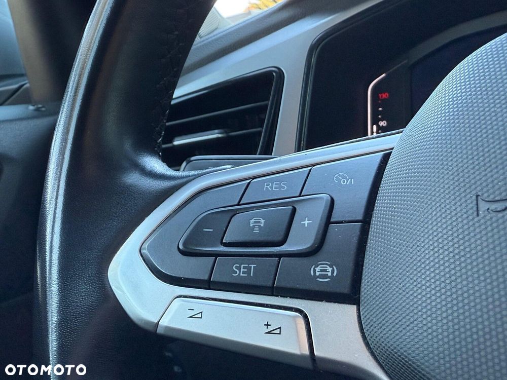 Volkswagen T-Roc 1.5 TSI Life - 14