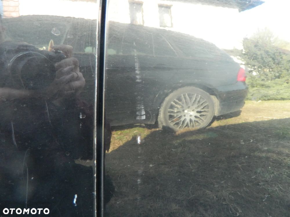 BMW E61 475 BLACK SAPPHIRE PRZEDLIFT NA CZĘŚCI - 32