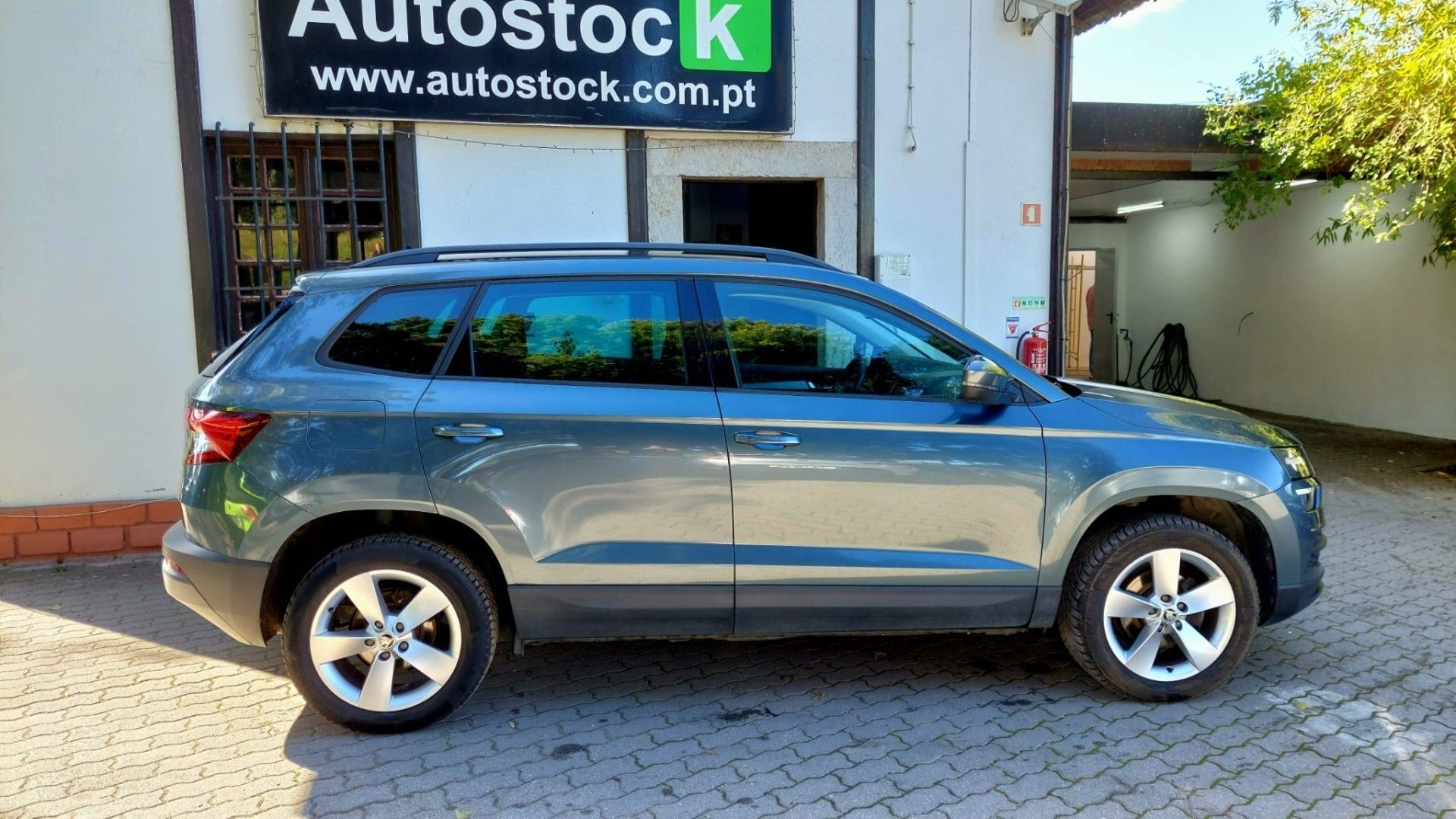 Skoda Karoq 1.6 TDI Ambition DSG - 3