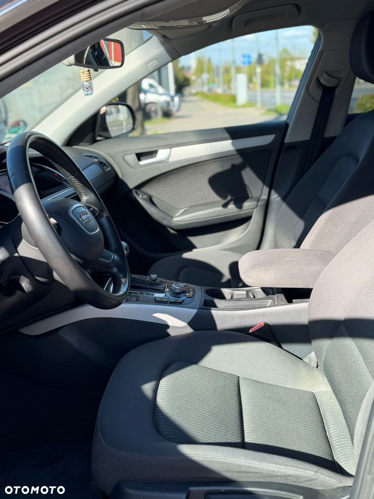 Audi A4 Avant 2.0 TDI DPF multitronic Ambiente - 10
