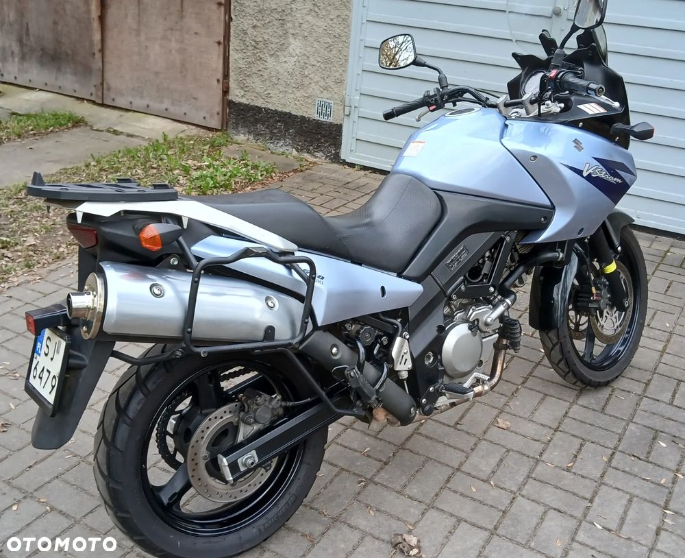 Suzuki V-STROM - 4