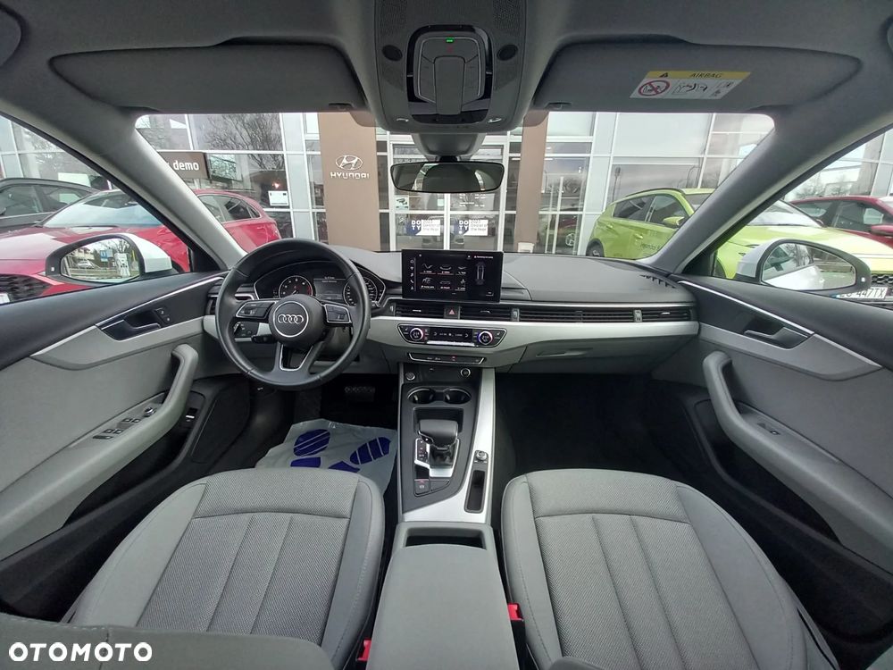 Audi A4 Avant 35 TFSI S tronic - 12