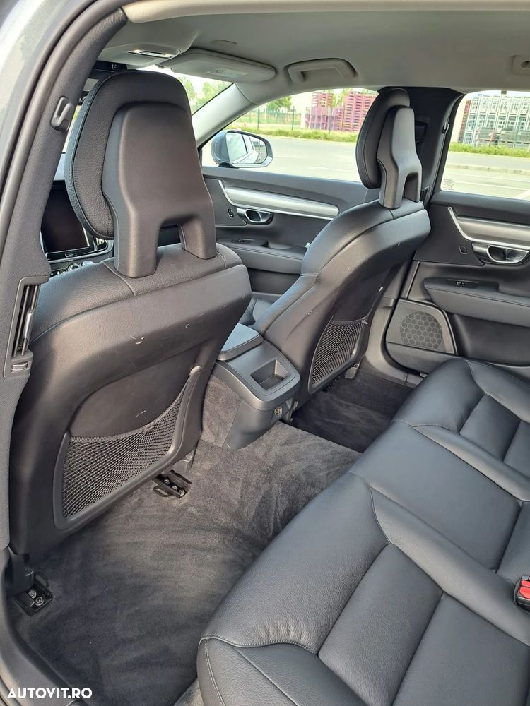 Volvo V90 D3 Momentum - 24