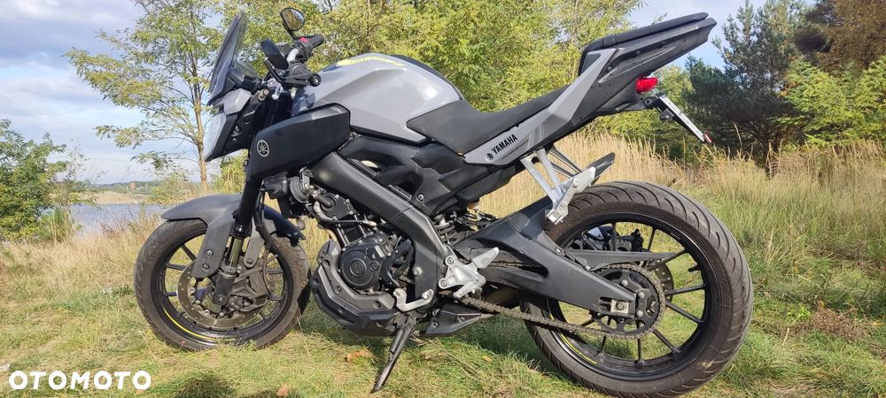 Yamaha MT - 5