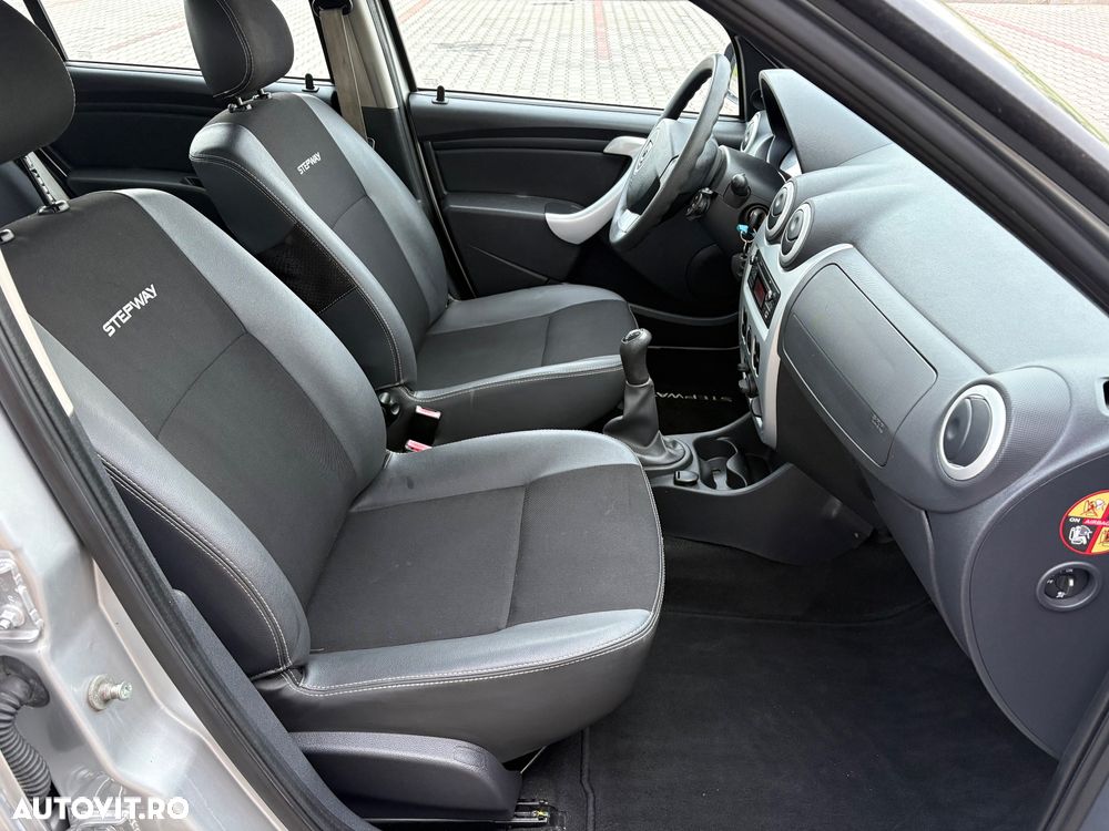 Dacia Sandero 1.5 DCI Stepway II - 6