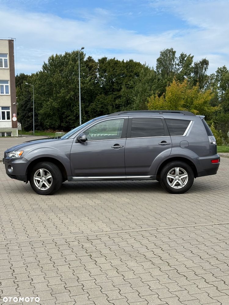 Mitsubishi Outlander 2.0 Intense + 2WD CVT - 3