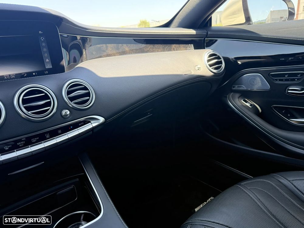 Mercedes-Benz S 560 4Matic 9G-TRONIC - 28