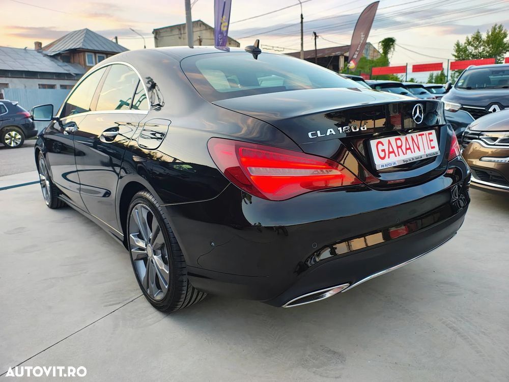 Mercedes-Benz CLA 180 d BlueEfficiency Edition - 3