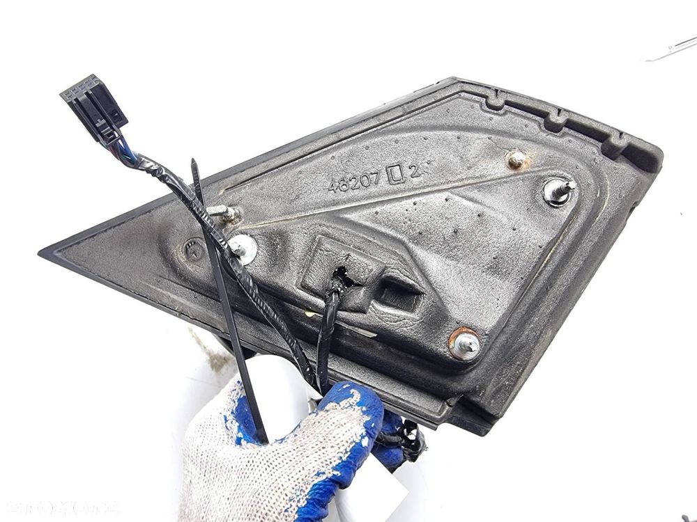 LUSTERKO LEWE FIAT FREEMONT PW3 7-PIN - 5