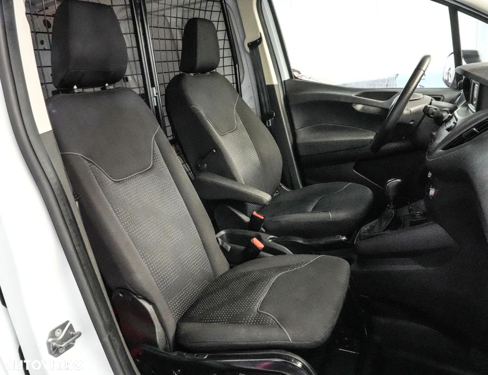 Ford Courier - 14